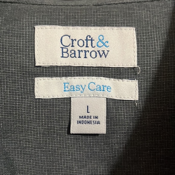 Croft & Barrow Men’s Casual Shirt - Picture 2 of 3